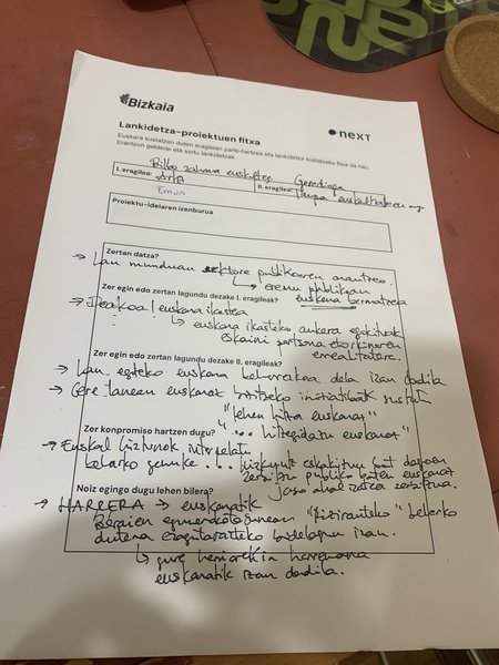 Lan munduan sektore publikoaren arautzea